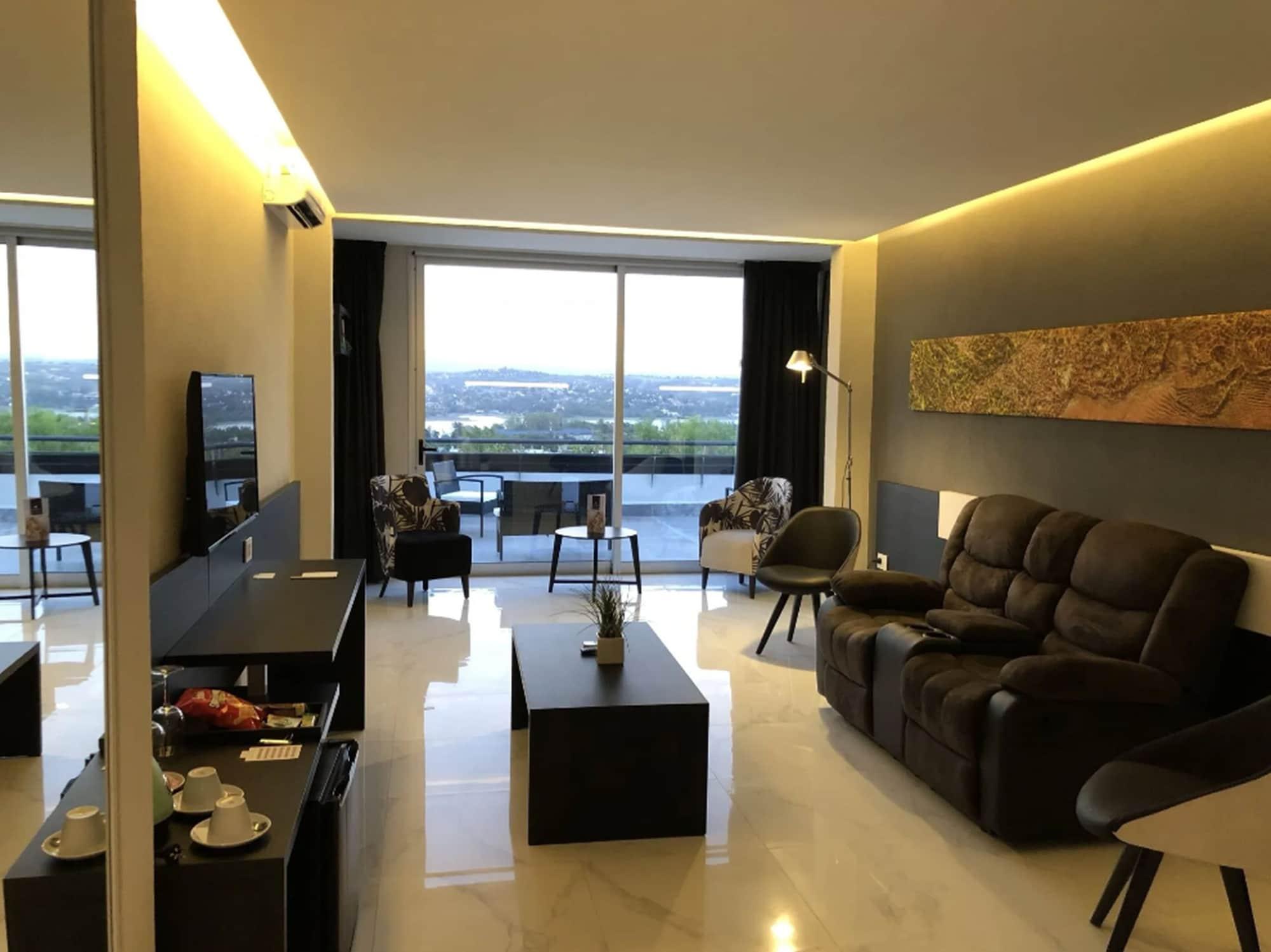 Pinares Panorama Suites, Spa & Convention Center Villa Carlos Paz Eksteriør billede