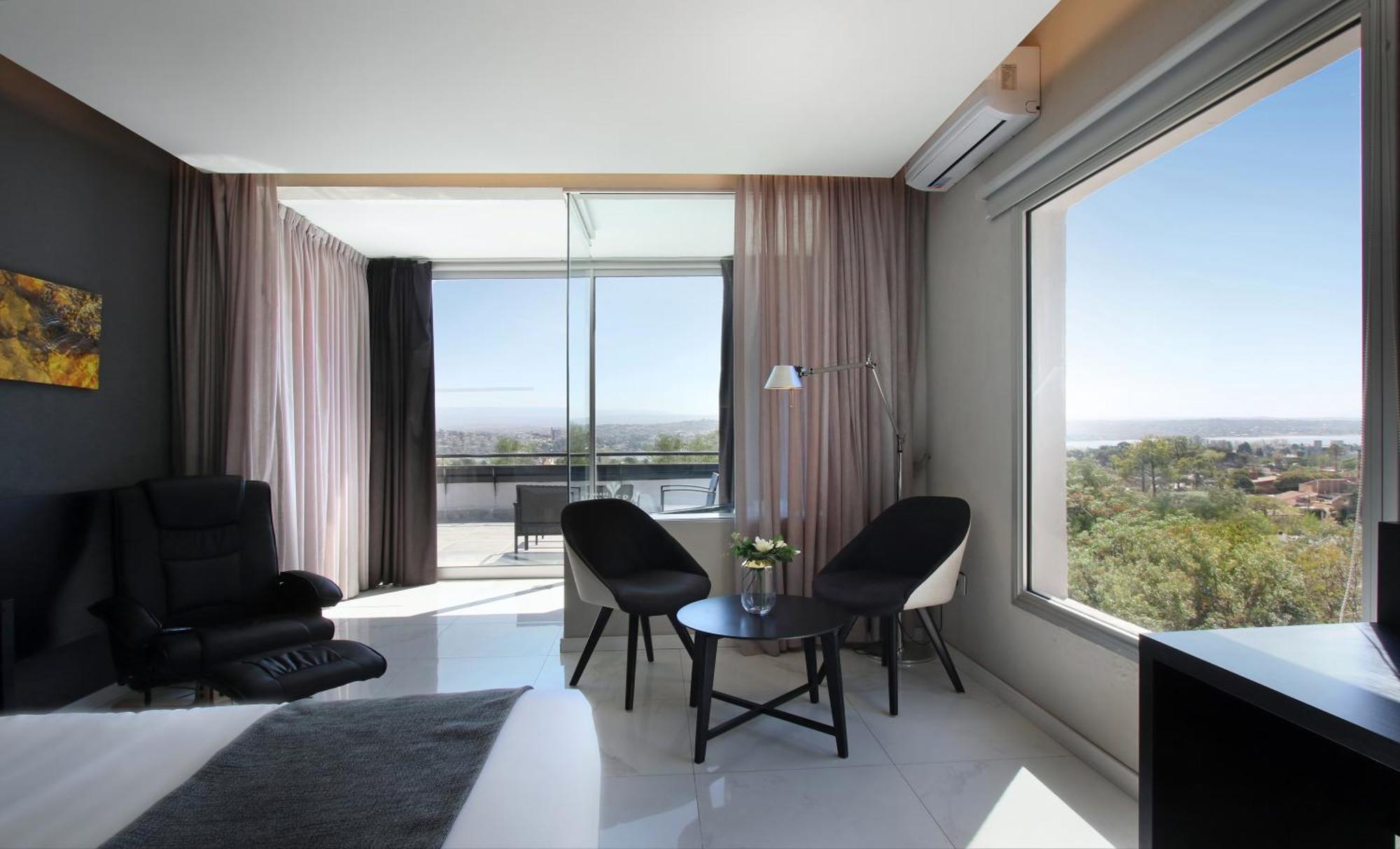 Pinares Panorama Suites, Spa & Convention Center Villa Carlos Paz Eksteriør billede